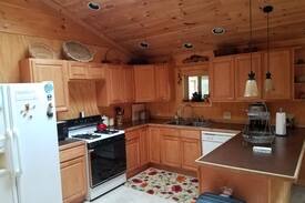 Friendsville House | Tree House @ Deep Creek Lake