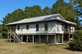 Sapelo Island House | Sapelo Island's "Eagle's Nest Lodge"