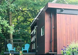 Gansevoort House | Riverside Tiny Home minutes from Saratoga