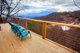 Gatlinburg Villa | Ski Run Lookout ⛰️❤️⛷ Gorgeous Smoky Mtn View 4BR