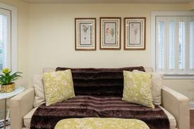 Auburn House | The Inkling - Studio guesthouse near Old Town