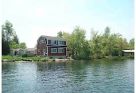 Munsonville Cabin | Granite Lake Waterfront Cottage
