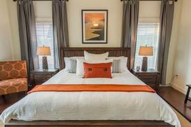 Thornton House | 4 Bedroom Home at the Owls Nest Resort minuets from Golfing Skiing and Hiking.
