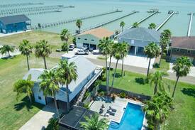 Port Mansfield House | Casa Paradise - Bay View, Private Pool, Tiki Bar