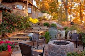Bella Vista House | Cedar Lodge Arkansas Resort Lake Front Retreat