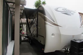 Castaic House | New Tiny House Comfy Cozy/ Six Flags/CalArts