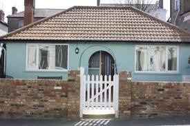 Broadstairs House | The Boat house, Broadstairs sleeps 4 by the Sea