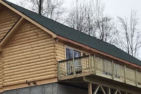 Luray Cabin | A Buck's Run Log Cabin - Sleeps 2 to 6 (Luray, VA)