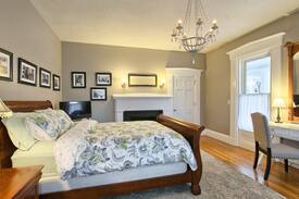 Pepperell House | The Park Manor.