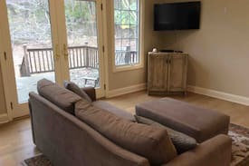 Far Hills Apartment | Delightful Carriage House Apartment in Mendham NJ