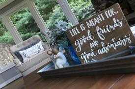 Tate Bed & Breakfast | Rustic Cabin Suite - Bent Tree Lodge & Vineyard