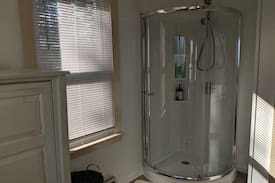 Somerset House | Shady Grove Guesthouse