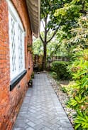 Plainfield House | Carriage House On Park (C.H.O.P.)