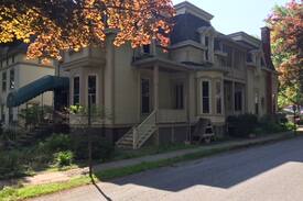 Ballston Spa House | The Apple Tree Bed and Breakfast 2 BR Townhouse