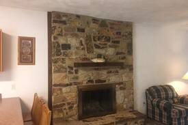 Golconda House | Amazing *Shawnee Rocky Top Lodge Golconda -Upper