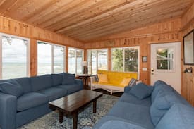 Covert House | VASHMAR - Palisades Park with beach front view!