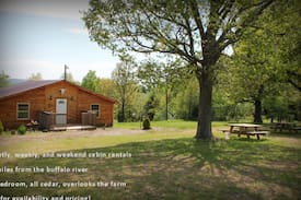 Marshall Cabin | Cedar cabin near Buffalo River