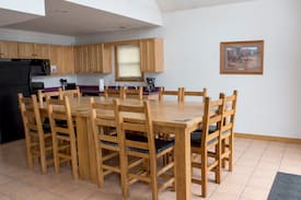 Ghent Cabin | Stay healthy at Highlander 1.