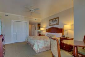 Arcadian Shores Apartment | Royale Palms 2405 Eff