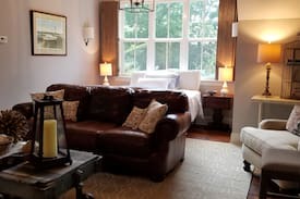 Mount Mourne House | Quaint Carriage House near Davidson College