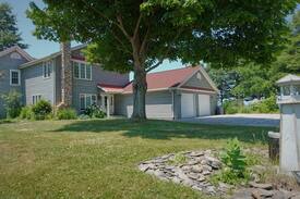 North East House | The Grape Lake Escape