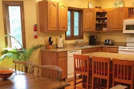 Logan Cabin | Foxglove Lodge Wooded and Secluded