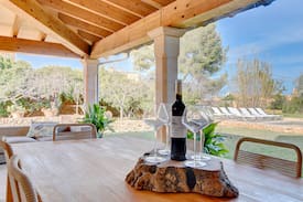 Sencelles Villa | Villa Can Estela with special charm in the heart of lovely village