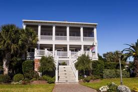 Edisto Island House | Big Kahuna: Ocean-view only 75 steps from beach