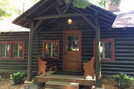 Stone Lake Cabin | Little Fox Hollow; a Charming Log Cabin w/Pontoon!