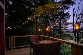 Tunkhannock Other | Magical Treehouse: Secluded—Mountain View—Off-Grid