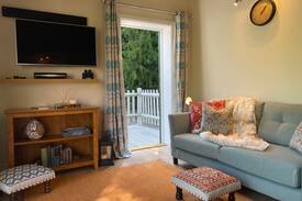 Maidstone Cabin | Cosy Cottage in Hunton, near Maidstone, Kent