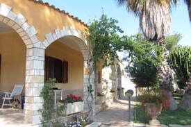 Scala di Furno House | B&B Villa Gabriella Porto Cesareo...Libeccio