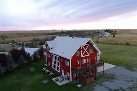 Ashton Cabin | Good Ground Family Retreat - Sleeps up to 30