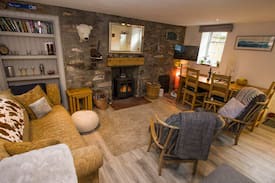 Birnam House | Hollyhock Cottage, Birnam Dunkeld