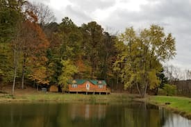 Sugar Grove Cabin | The Overlook Cabin-Hocking Hills-Pet Friendly