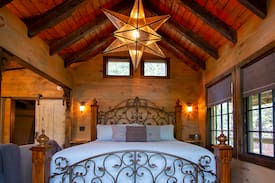 Mountain Rest Other | THE STELLA VISTA Romantic Mountain Treehouse