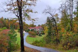 Tigerville Bed & Breakfast | The Inn on Tyger Meadow in Travelers Rest, SC