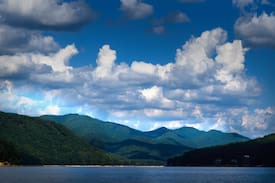 Butler House | Villa Lago is located directly on Watauga Lake.