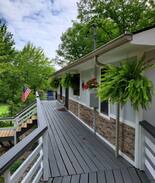 Canadian Lakes House | Hillside Nature Suite