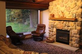 Lily Dale Cabin | The Lily Pad Lodge on Cassadaga Lake