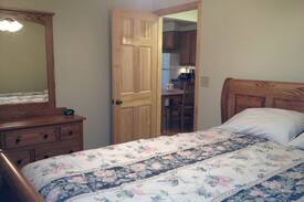 Cherry Creek Cabin | Rattlesnake Cabins