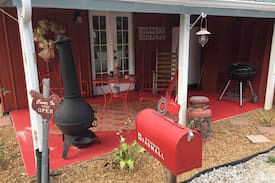 Estill Springs Cabin | Holliday Hide Away