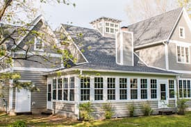 Union Pier House | Driftwood Cottage - 5 BR house with loft, community pool, sleeps 14