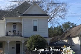 Crowley House | Plantation Room at Magnolia House of Crowley