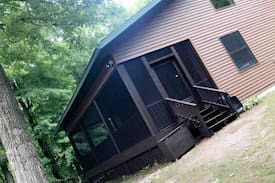 Indian Shores Cabin | Rustic and Cozy Cabin on Big Sandy Lake