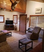 Eagle Nest House | Four Toes Mountain Lodge