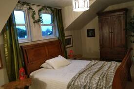Belfast House | Tanya's Place - The Narnia Room