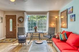 Florence House | Dog-friendly home, fenced yard, dog beds & grill - near parks/beach