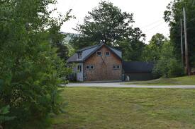 Jackson Villa | The River Ellis Chalet