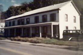 Davenport Bed & Breakfast | 5 minute NYST Davenport Oneonta Inn Room 3